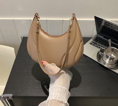 French Style Shoulder Bag for Women – Elegant Fashion Handbag Trend